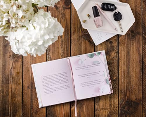 Jesus Calling for Moms, Padded Hardcover, with Full Scriptures: Devotions for Strength, Comfort, and Encouragement (50-Day Devotional) – The Perfect Mother’s Day Gift for Moms by Sarah Young