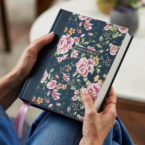 NKJV, Journal the Word Bible, Cloth over Board, Blue Floral, Red Letter, Comfort Print: Reflect, Journal, or Create Art Next to Your Favorite Verses by Thomas Nelson