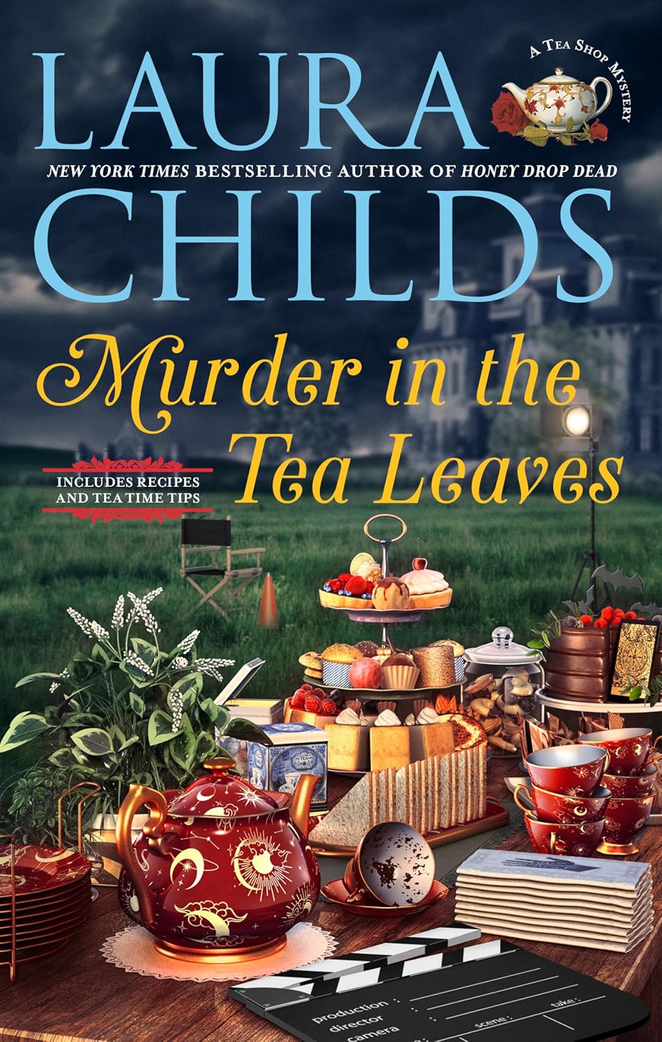 Murder in the Tea Leaves (A Tea Shop Mystery) by Laura Childs